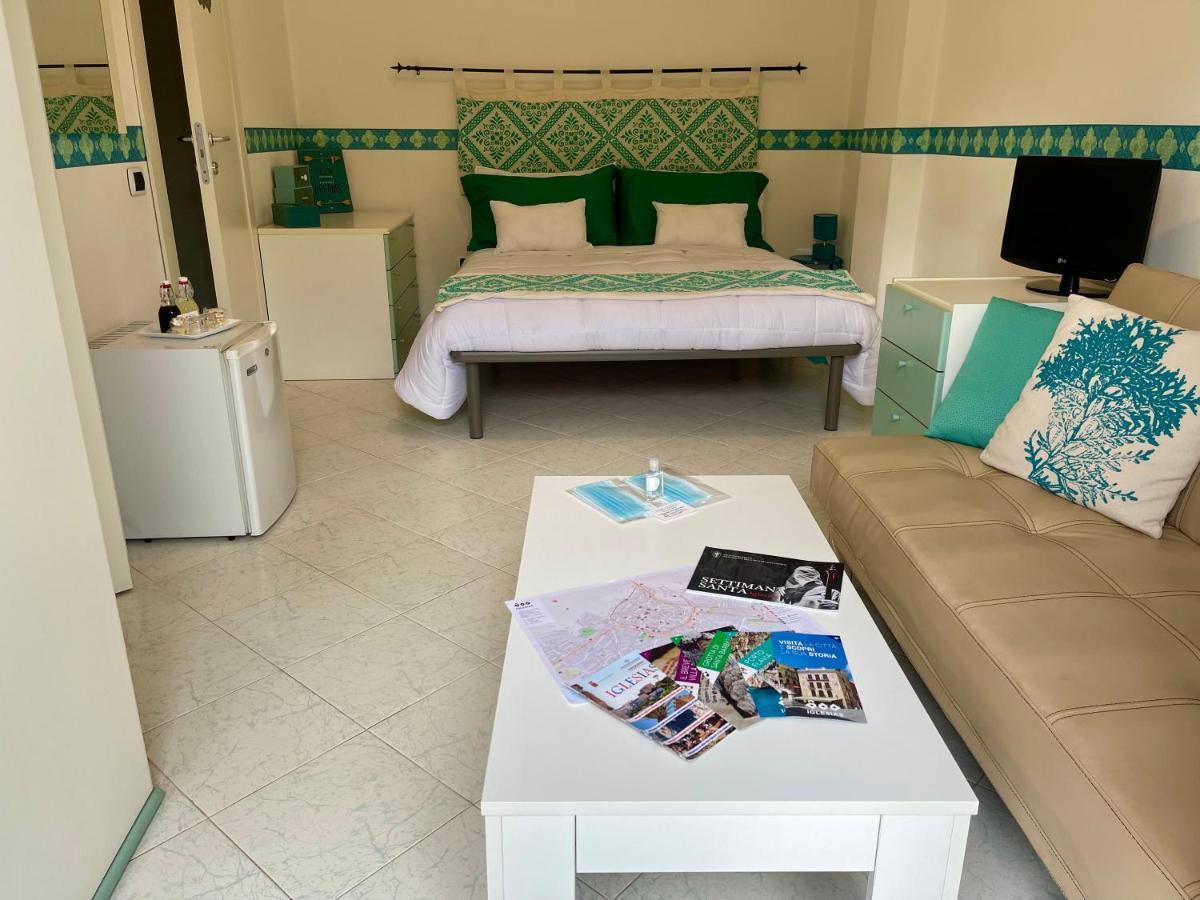 إيغليزياس B&B Mare Monti Miniere المظهر الخارجي الصورة